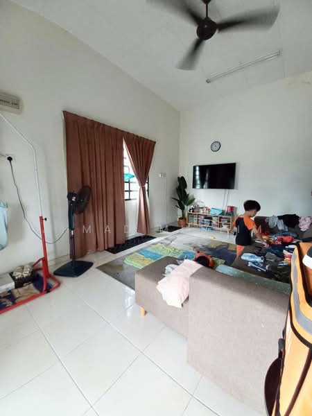 Rumah Berkembar untuk Dijual di Shah Alam (Selangor) - Ahmad Muslim - Living Room - PropertyGuru.com.my