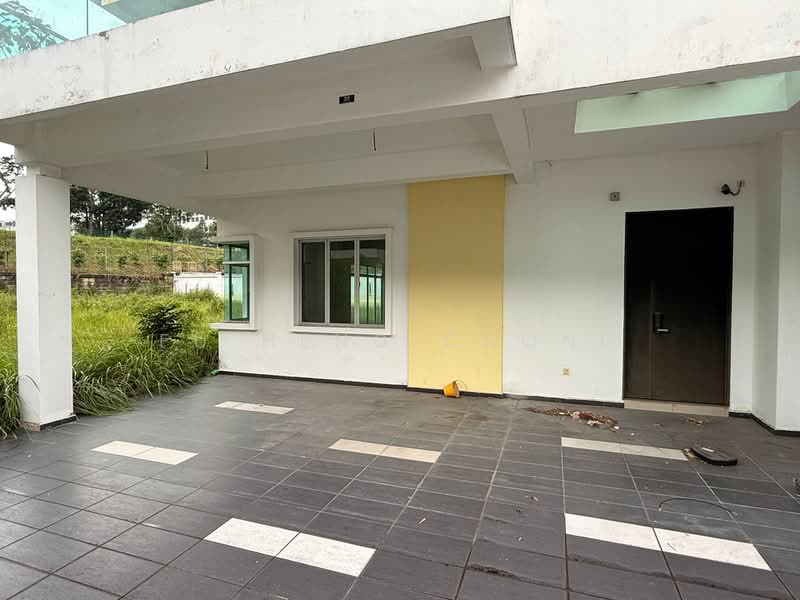 Rumah Berkembar untuk Dijual di Setia Tropika (Johor Bahru) - Fu Heng Chong - Exterior - PropertyGuru.com.my