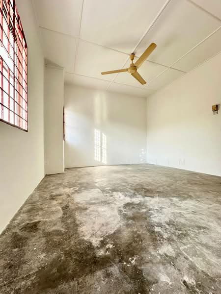 Terraced House for Sale in Usj 12 (Subang Jaya) - Ahmad Muslim - Interior - PropertyGuru.com.my