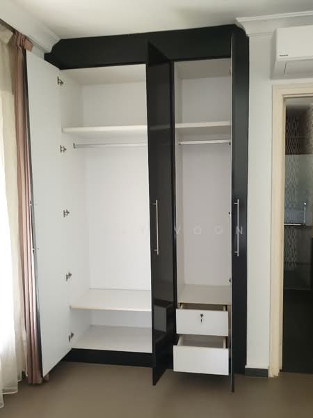 Condominium for Sale at The Straits View Condominium - Carly Voon - Interior - PropertyGuru.com.my