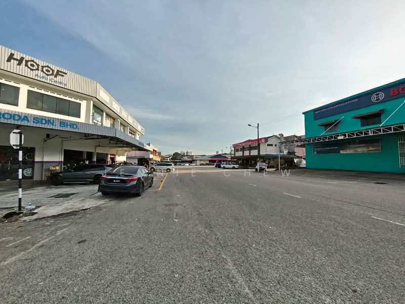 Shop for Sale in Taman Johor Jaya (Johor Bahru) - Jennie Chew - Exterior - PropertyGuru.com.my