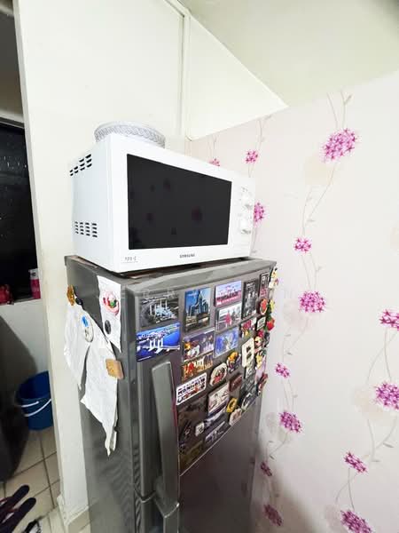 Rumah Flat untuk Disewa di Desa Pinang 2 - Jerry Tan - Kitchen - PropertyGuru.com.my