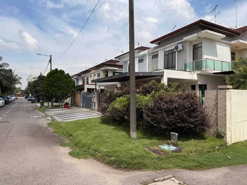 Rumah Kluster untuk Dijual di Taman Putri Kulai (Kulai) - Fu Heng Chong - Exterior - PropertyGuru.com.my