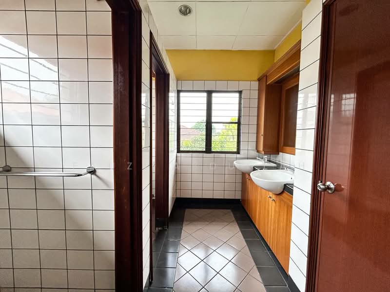 Bungalow for Sale in Seksyen 9 (Shah Alam) - Fauzi Abdullah - PropertyGuru.com.my