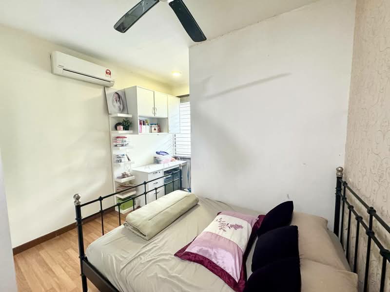 2-storey Terraced House for Sale in Denai Alam (Shah Alam) - Ahmad Muslim - Bedroom - PropertyGuru.com.my