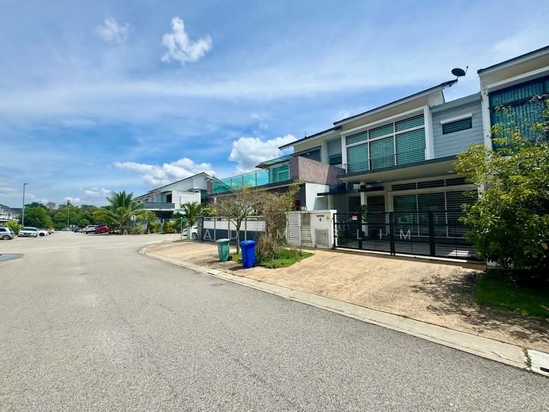2-storey Terraced House for Sale in Denai Alam (Shah Alam) - Ahmad Muslim - Exterior - PropertyGuru.com.my