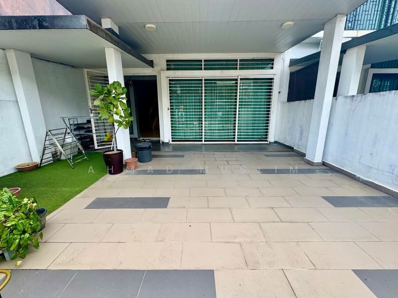 2-storey Terraced House for Sale in Denai Alam (Shah Alam) - Ahmad Muslim - Exterior - PropertyGuru.com.my