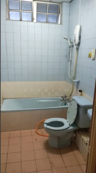 Condominium for Sale at Fajar Ria @ Pantai - Kenneth Heng - Bathroom - PropertyGuru.com.my