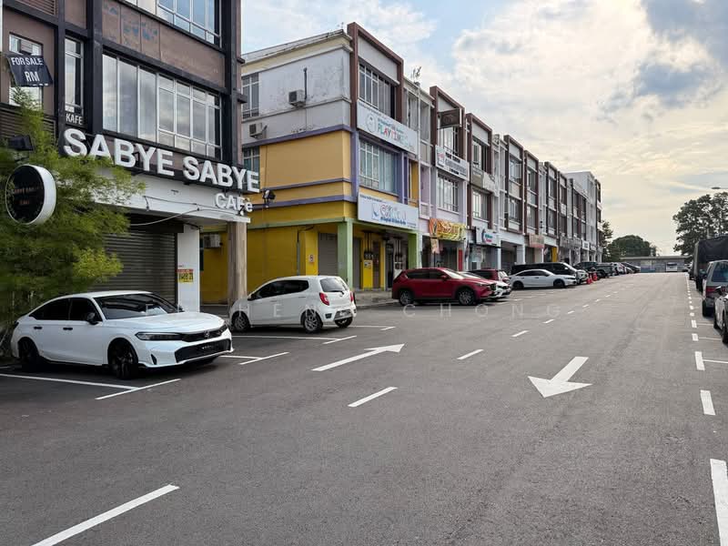 Kedai / Pejabat untuk Dijual di Bandar Putra (Kulai) - Fu Heng Chong - Exterior - PropertyGuru.com.my