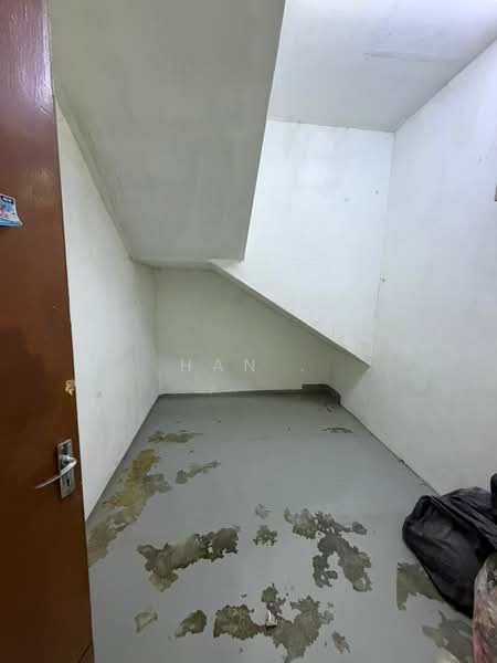 2-storey Terraced House for Sale in Taman Overseas Union (Taman Oug) (Jalan Klang Lama (Old Klang Road)) - Han . - Interior - PropertyGuru.com.my