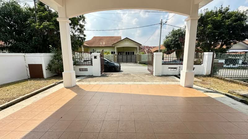 Semi-Detached House for Sale in Bandar Baru Salak Tinggi (Sepang) - Mohd Nazri Roslan - PropertyGuru.com.my