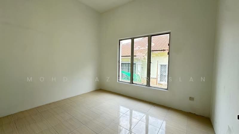 Semi-Detached House for Sale in Bandar Baru Salak Tinggi (Sepang) - Mohd Nazri Roslan - PropertyGuru.com.my