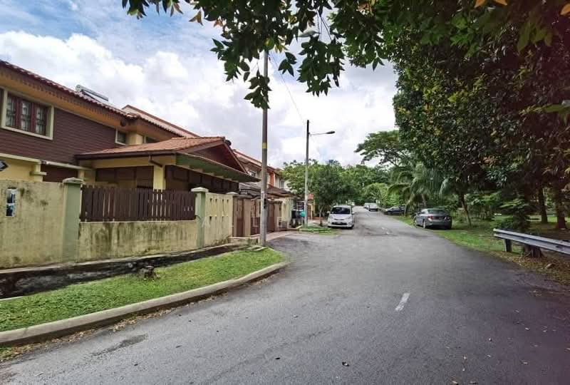 Rumah Teres 2 Tingkat untuk Dijual di Taman Prima Saujana (Kajang) - Allen . - Exterior - PropertyGuru.com.my