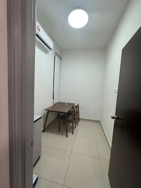 Kondominium untuk Disewa di KSL Residence 2 @ Kangkar Tebrau - Hock Kim - Dining Room - PropertyGuru.com.my