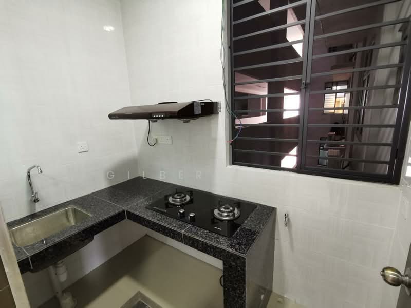 Condominium for Rent at The Henge - Gilbert Tay - Kitchen - PropertyGuru.com.my