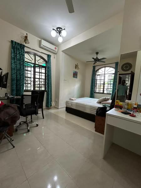 Bungalow for Sale in Taman Kolam Air (Johor Bahru) - Lewis Tai - PropertyGuru.com.my