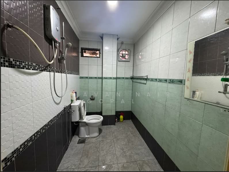 2-storey Terraced House for Sale in Jinjang (Kuala Lumpur) - Kesavan Nair Gopal - Bathroom - PropertyGuru.com.my