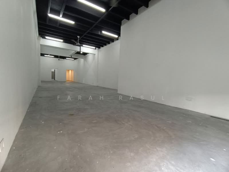 Shop for Rent in Kampung Hulu (Melaka City) - Farah Rasul - Interior - PropertyGuru.com.my