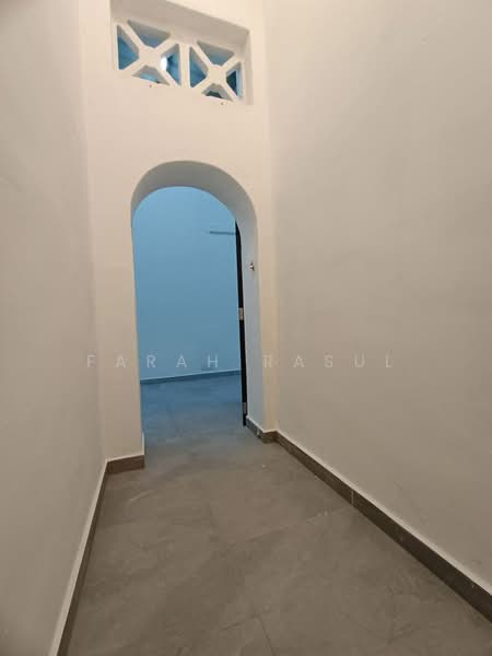 Shop for Rent in Kampung Hulu (Melaka City) - Farah Rasul - Interior - PropertyGuru.com.my