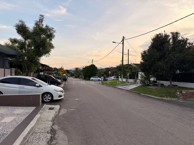 Rumah Teres 1 Tingkat untuk Dijual di Bandar Putra (Kulai) - Fu Heng Chong - Exterior - PropertyGuru.com.my
