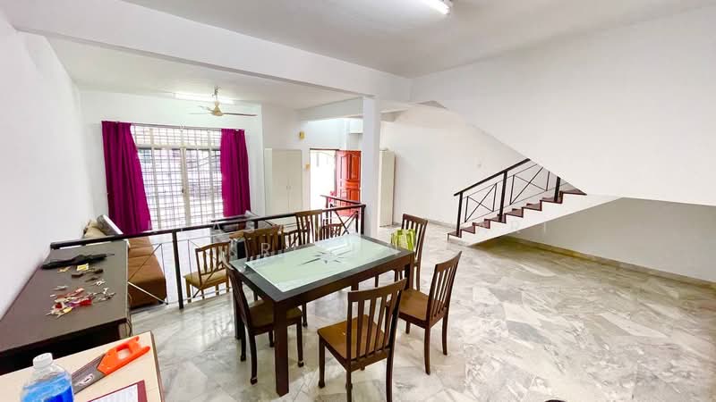 Rumah Teres 2 Tingkat untuk Dijual di Bandar Tun Razak (Cheras) - Keasavan Hari Krishnan - Living Room - PropertyGuru.com.my