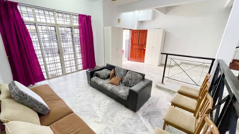Rumah Teres 2 Tingkat untuk Dijual di Bandar Tun Razak (Cheras) - Keasavan Hari Krishnan - Living Room - PropertyGuru.com.my