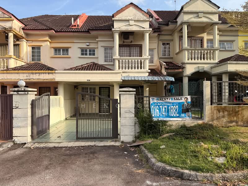 Rumah Teres 2 Tingkat untuk Dijual di Bandar Putra (Kulai) - Fu Heng Chong - Exterior - PropertyGuru.com.my