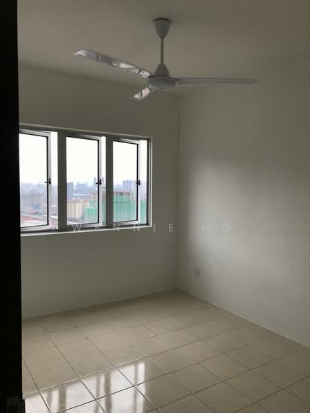 Kondominium untuk Dijual di Residensi KepongMas - Wennie Ho - Bedroom - PropertyGuru.com.my