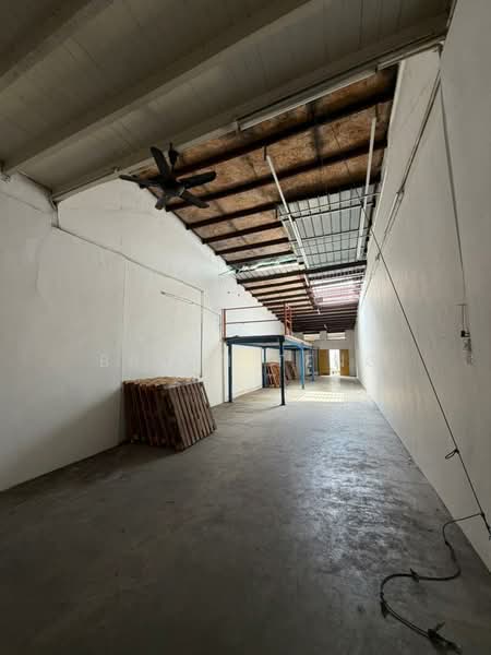 Shop for Sale in George Town (Penang) - Bryan Teng - Interior - PropertyGuru.com.my