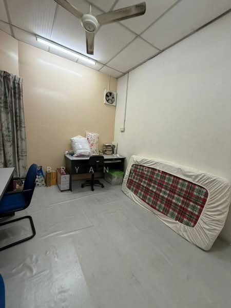 Shop for Sale in George Town (Penang) - Bryan Teng - Study - PropertyGuru.com.my