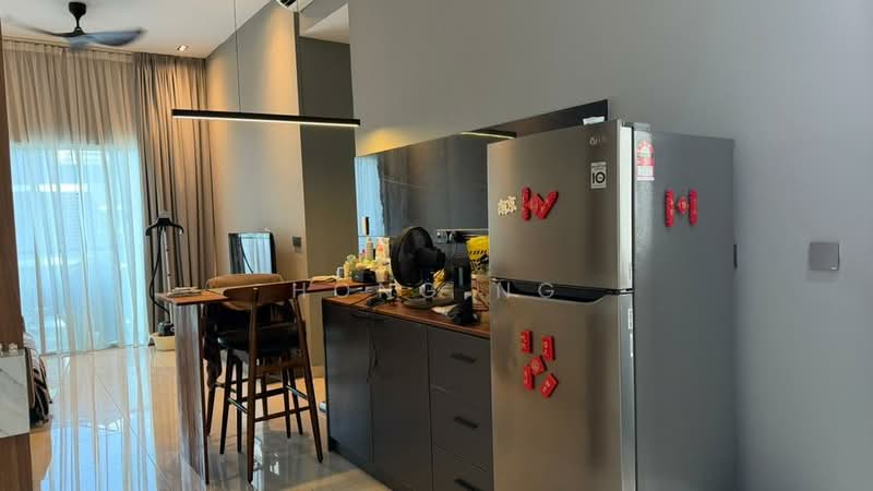 Servis Apartment untuk Dijual di Gaya Resort Homes - Hong Ng - Kitchen - PropertyGuru.com.my