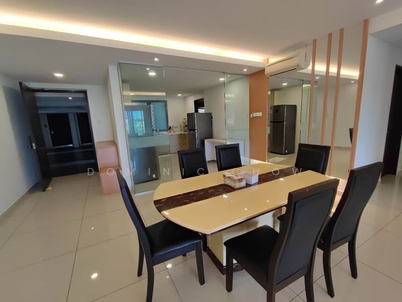Pangsapuri untuk Disewa di Molek Pine 3 - Dominic Chow - Dining Room - PropertyGuru.com.my