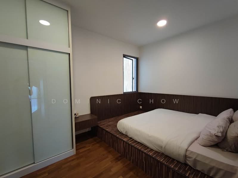 Pangsapuri untuk Disewa di Molek Pine 3 - Dominic Chow - PropertyGuru.com.my