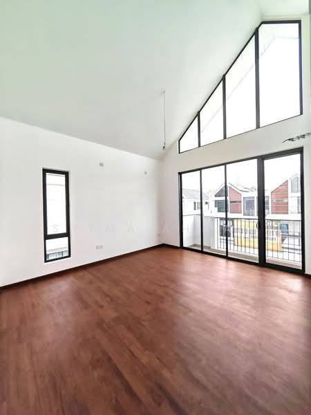 Semi-Detached House for Sale in Elmina (Shah Alam) - Syima Ahmad - Living Room - PropertyGuru.com.my