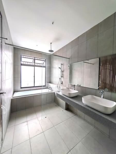 Semi-Detached House for Sale in Elmina (Shah Alam) - Syima Ahmad - Bathroom - PropertyGuru.com.my