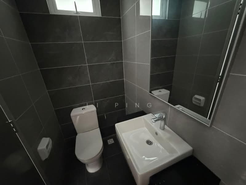 Condominium for Sale at Lucerne Residences - Li Ping - Bathroom - PropertyGuru.com.my