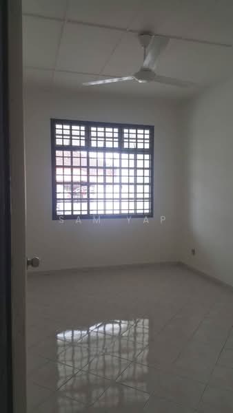 Rumah Flat untuk Disewa di Taman Cempaka - Sam Yap - Interior - PropertyGuru.com.my
