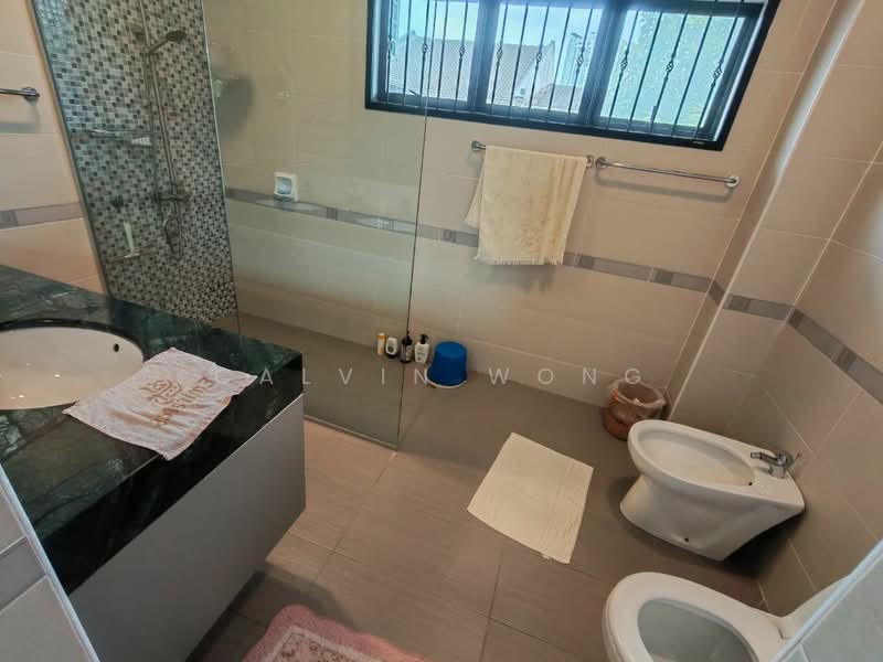 2-storey Terraced House for Sale in Taman Pelangi (Johor Bahru) - Calvin Wong - Bathroom - PropertyGuru.com.my