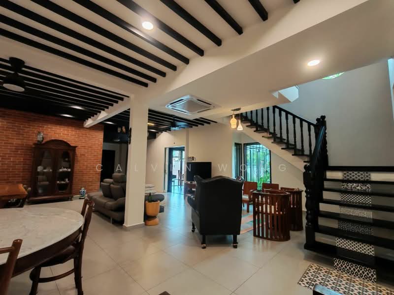 2-storey Terraced House for Sale in Taman Pelangi (Johor Bahru) - Calvin Wong - Living Room - PropertyGuru.com.my
