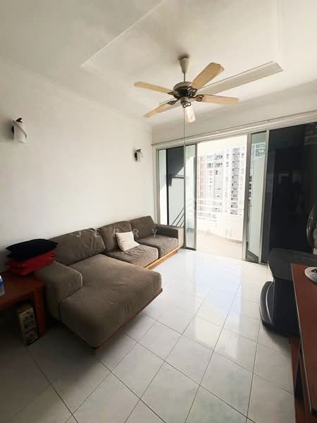 Kondominium untuk Disewa di N-Park Condominium - Jerry Tan - Living Room - PropertyGuru.com.my