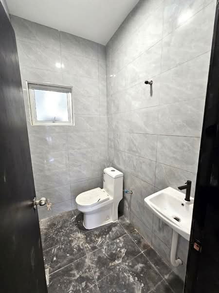 Rumah Teres 1 Tingkat untuk Dijual di Skudai (Johor) - Mandy Goh Siew Li - Bathroom - PropertyGuru.com.my