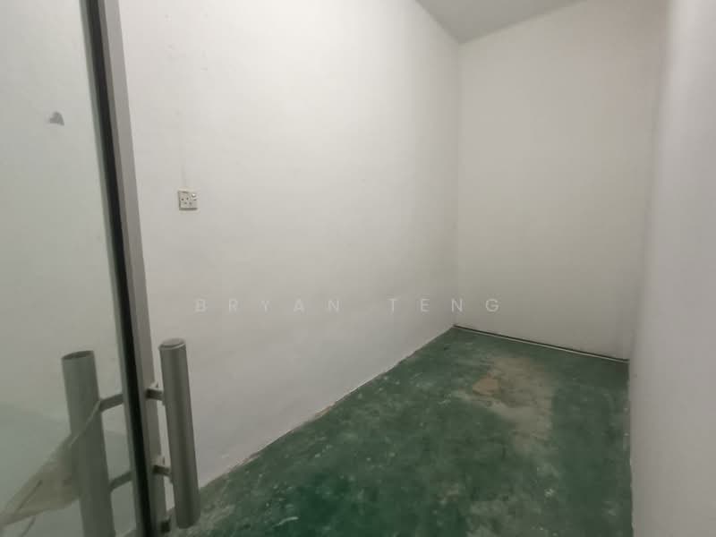 Shop for Rent in Simpang Ampat (Penang) - Bryan Teng - Interior - PropertyGuru.com.my