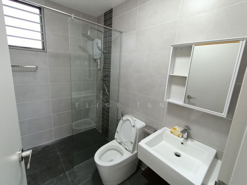 Service Residence for Sale at Far East - Elise Tan - Bathroom - PropertyGuru.com.my