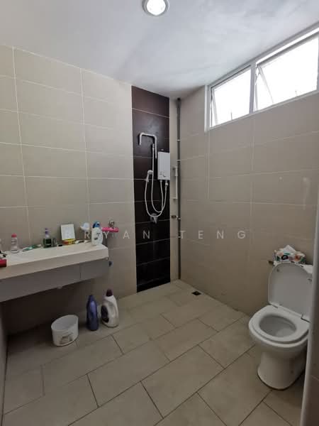 Semi-Detached House for Rent in Sungai Ara (Penang) - Bryan Teng - Bathroom - PropertyGuru.com.my