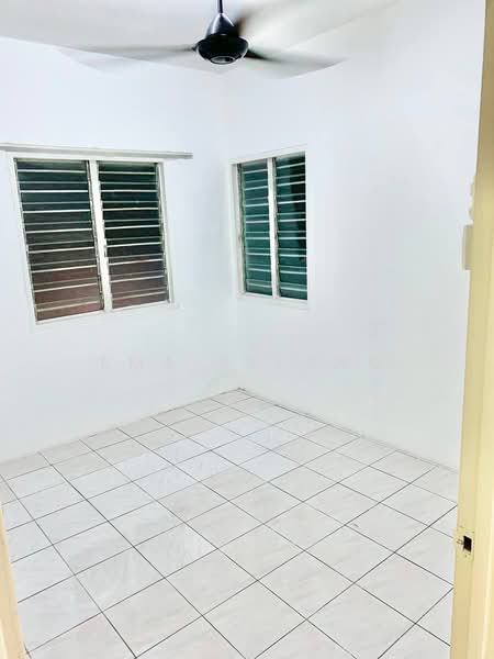 Apartment for Sale at Pangsapuri Cemara - EMA ALLANG - Interior - PropertyGuru.com.my