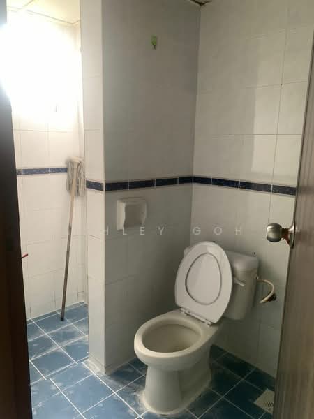 Pangsapuri untuk Dijual di Titiwangsa Apartment - Ashley Goh - Bathroom - PropertyGuru.com.my