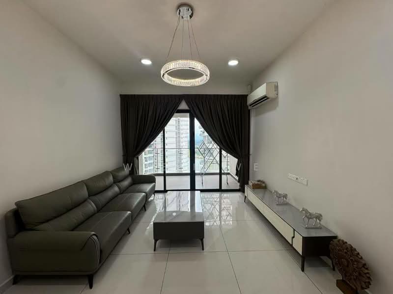 Kondominium untuk Dijual di Royal Strand @ Country Garden Danga Bay - Wee Howe - Living Room - PropertyGuru.com.my