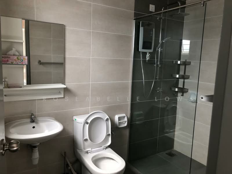 Rumah Teres 2 Tingkat untuk Dijual di Dengkil (Selangor) - Roseabelle Low - Bathroom - PropertyGuru.com.my