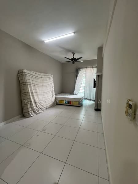 Kondominium untuk Disewa di Elit Heights @ Bayan City - Vivian Chan - Bedroom - PropertyGuru.com.my