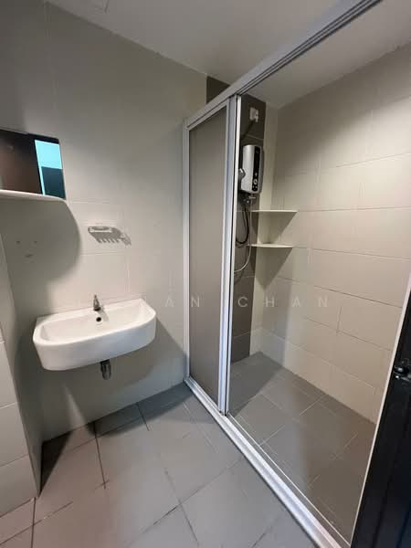 Kondominium untuk Disewa di Elit Heights @ Bayan City - Vivian Chan - Bathroom - PropertyGuru.com.my